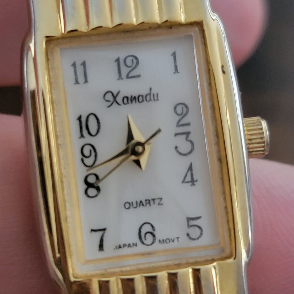Vintage Watches Xanadu Gold Rectangular Quartz Ladies Watch Cuff Japan Movt